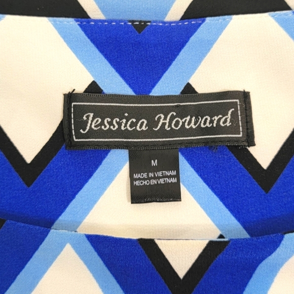 EUC Geometric Pattern Shift Mini Dress w/Cap Sleeves in Blue & White - Picture 4 of 4